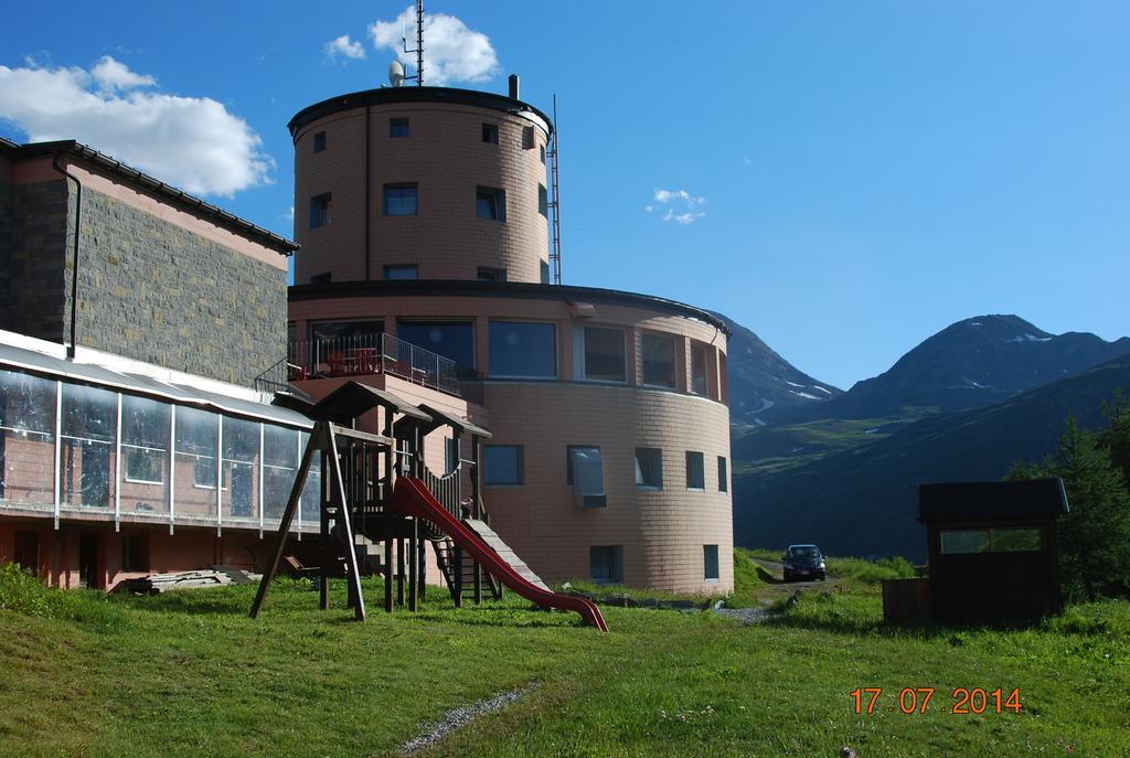 Hotel Restaurant Monte Leone Simplon Екстериор снимка